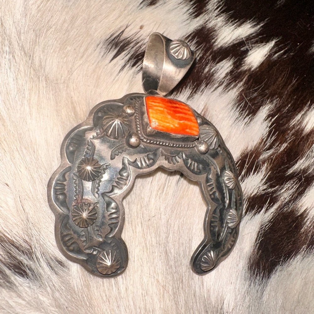 Native made Orange Spiny Naja Pendant - Picture 2 of 5